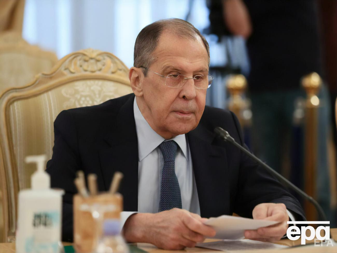 За словами Лаврова, союзники не хочуть "змусити Київ виконувати Мінські угоди"