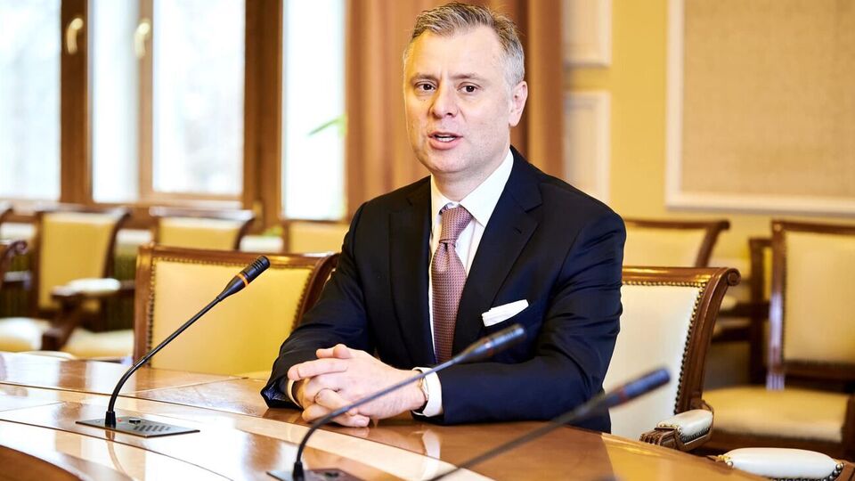 Вітренко: Кабінет Міністрів має право та обов'язок реагувати на проблеми в компанії