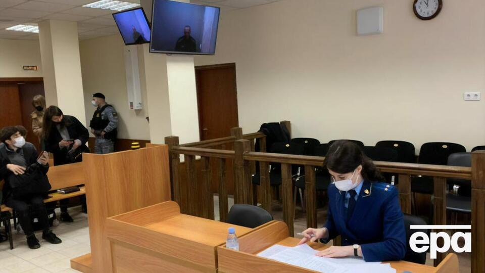 Навальный участвовал в заседании суда по видеосвязи