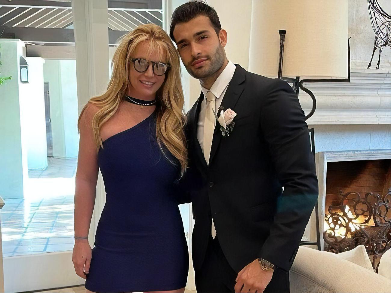 Спирс и Ашгари вместе с 2016 года