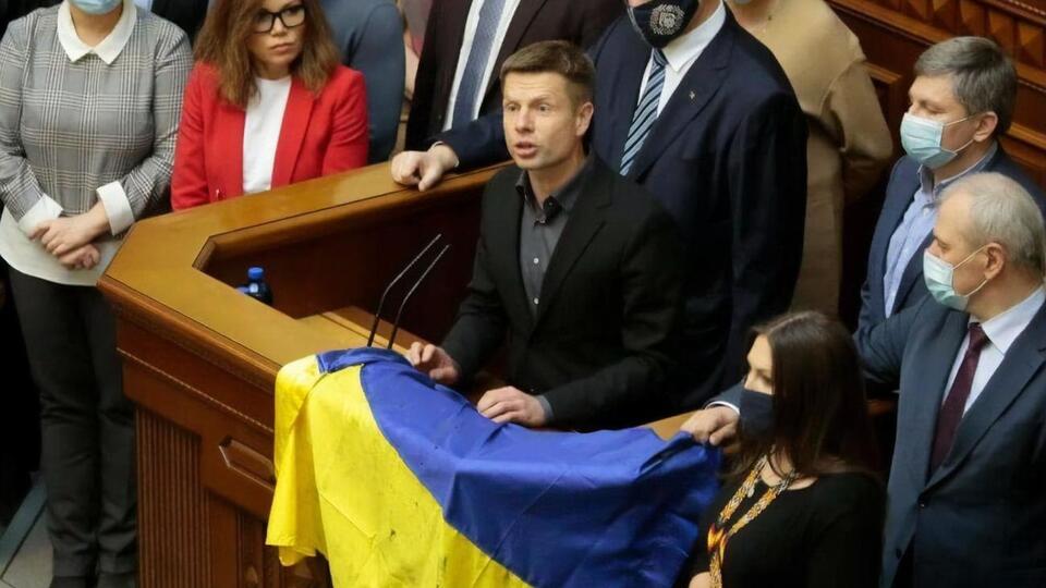 Гончаренко 27 квітня повідомив, що його позбавили слова в ПАРЄ на три місяці