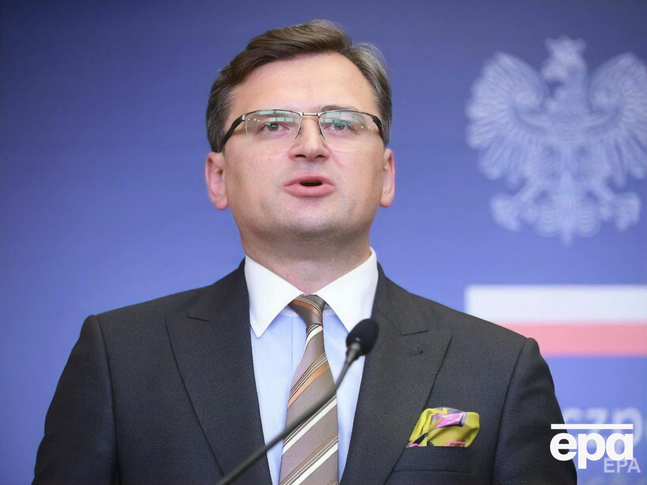 Кулеба: Зараз пріоритет &ndash; вакцинація