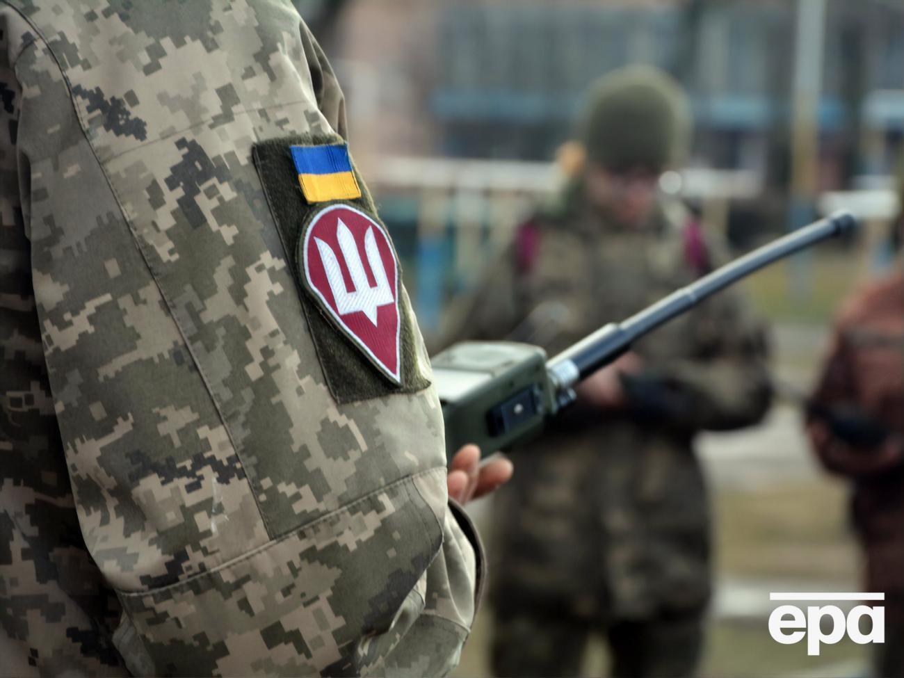 Украинский военный подорвался в районе поселка Шумы