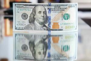 НБУ установил курс на 30 апреля