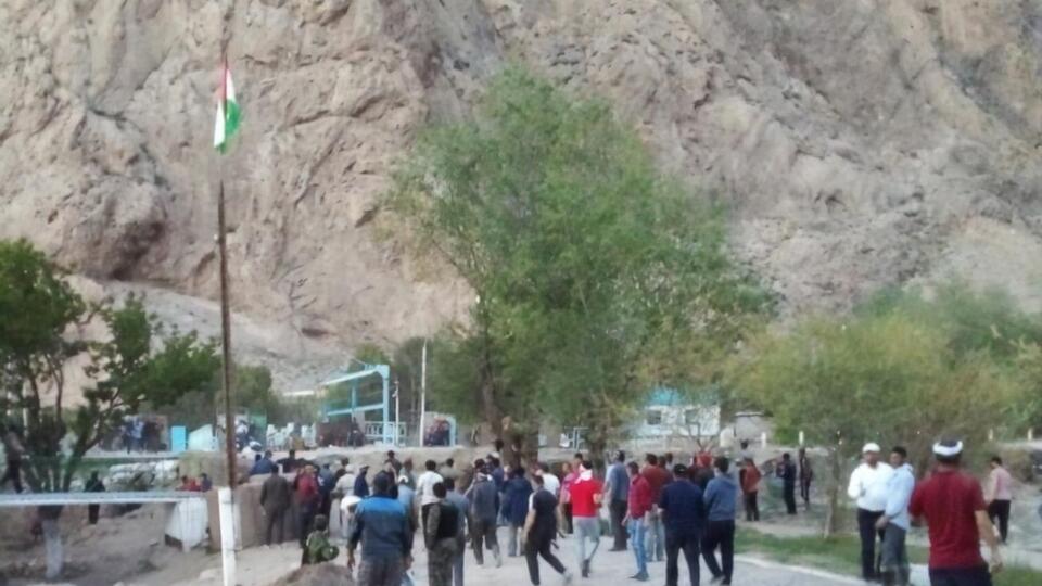 На границе регулярно вспыхивают конфликты между жителями приграничных сел