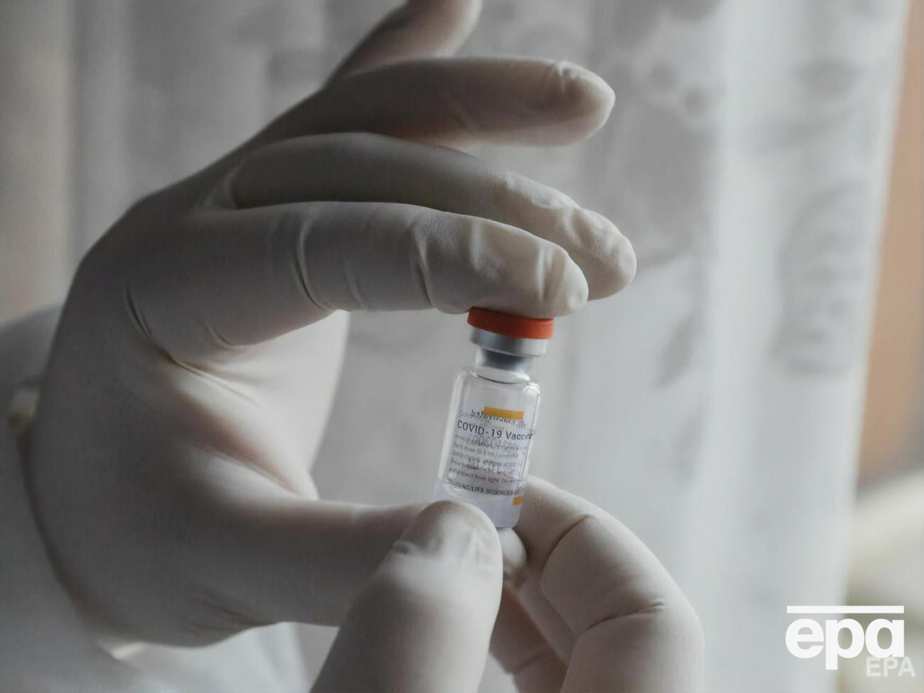 Усього Україна підписала контракт на 1,9 млн доз вакцини CoronaVac