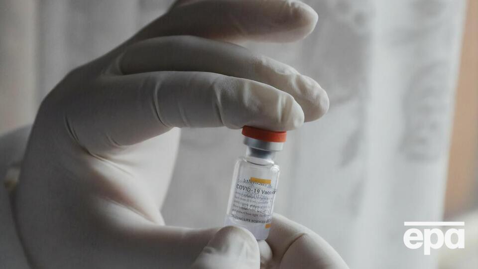 Всего Украина подписала контракт на 1,9 млн доз вакцины CoronaVac