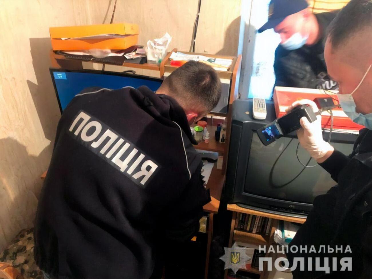 Поліція провела у квартирі затриманого обшук