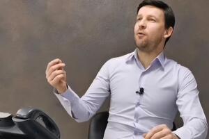 Великий- "Зеленський": Хеллоу, містере президент