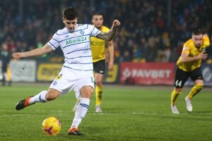 "Динамо" лидирует в УПЛ