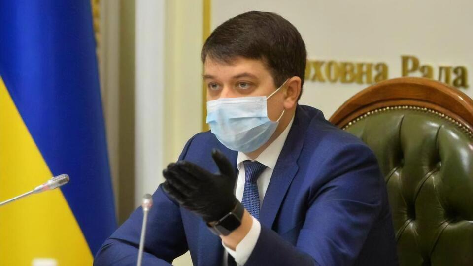 Разумков: Ми маємо зайнятися пошуком вакцин, які вже є