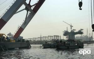 На месте крушения парома продолжается спасательная операция