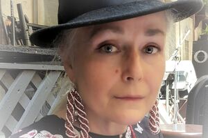 Ковальчук является автором оформления украинского букваря