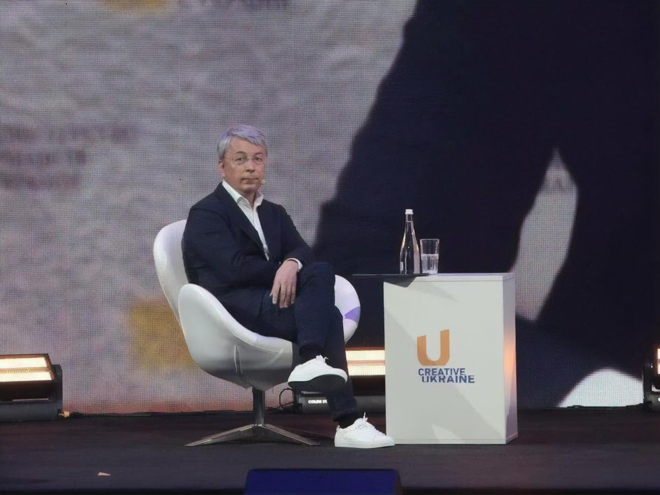 Ткаченко назвал себя "одним из немногих", кто прекратил сотрудничество с россиянами в 2014 году