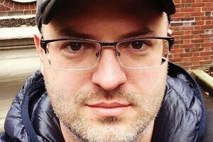 Такого треша, как в округе №87, не было давно. Даже регионалы, обычно не склонные к компромиссам, проводили перевыборы на самых адских округах