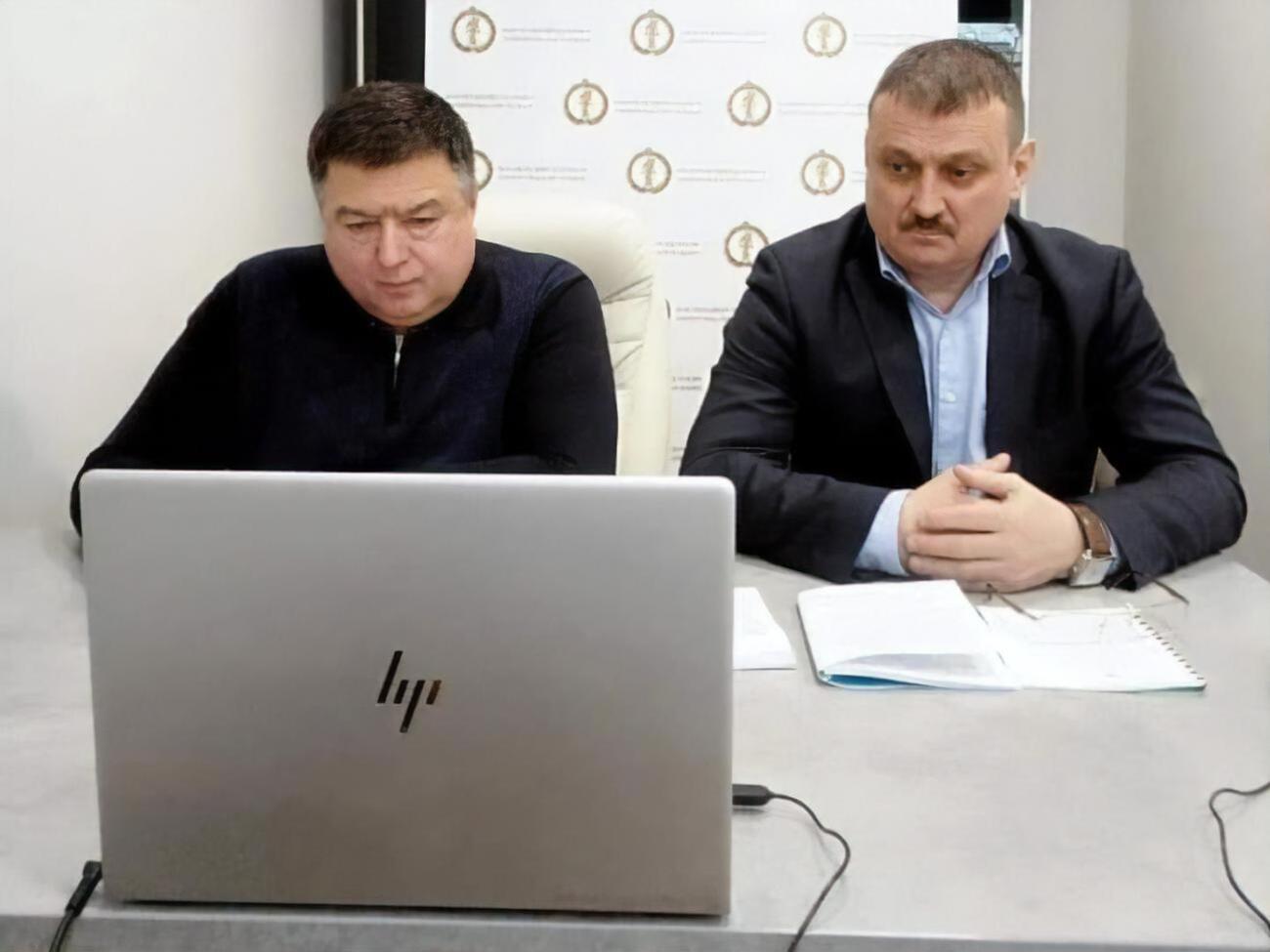 27 березня Зеленський скасував указ про призначення Тупицького і Касмініна (праворуч) суддями КСУ