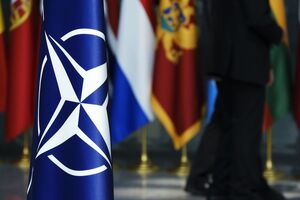 В НАТО подчеркнули, что РФ своими действиями подрывает усилия по деэскалации ситуации на востоке Украины