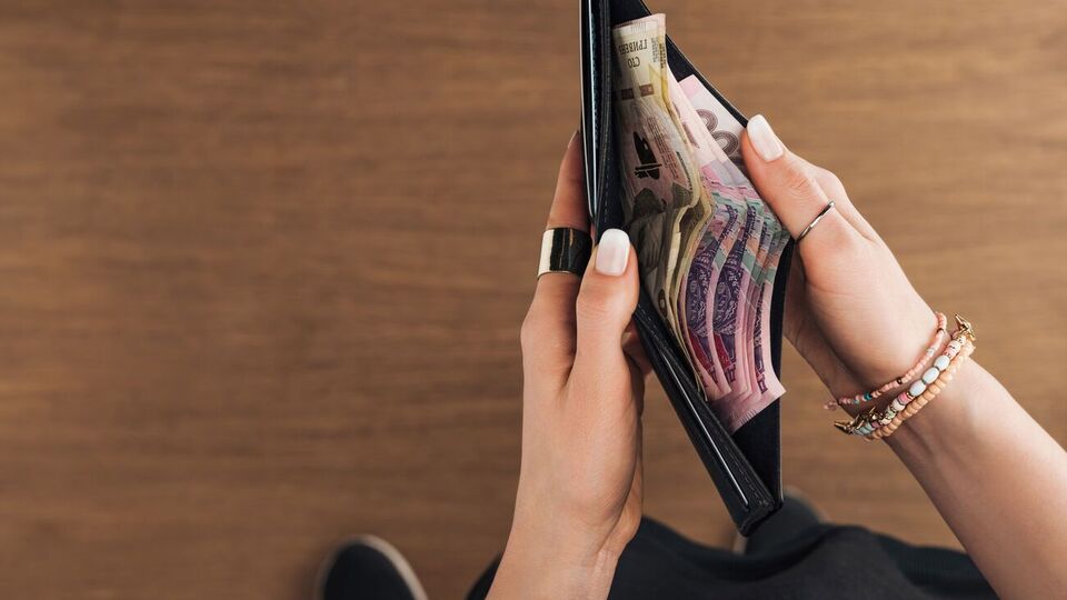 Выплаты предусмотрены для предпринимателей и наемных работников, зарегистрированных в "красных" карантинных зонах