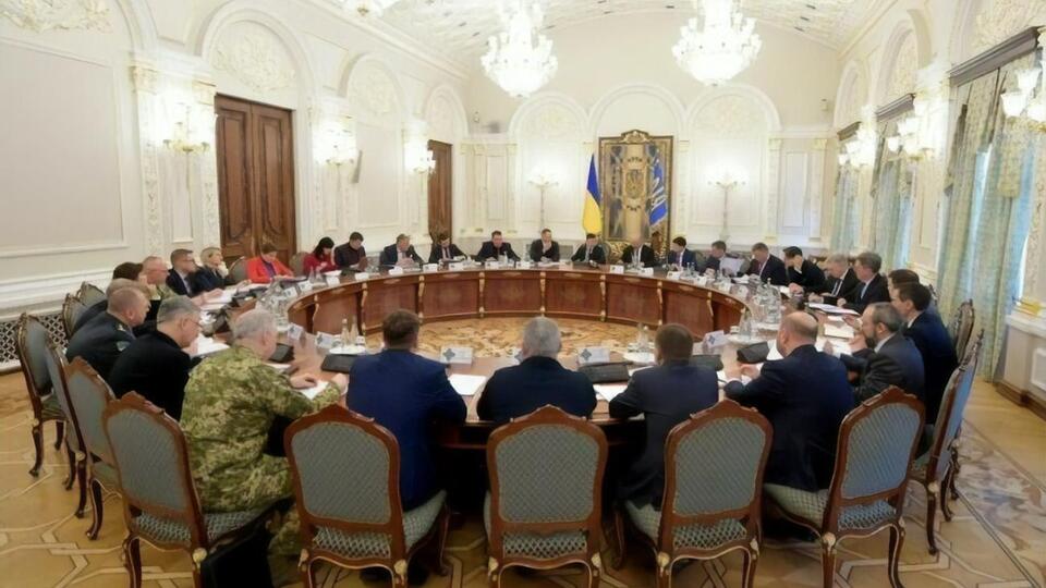 За даними ЗМІ, 9 квітня РНБО продовжить традицію п'ятничних зустрічей