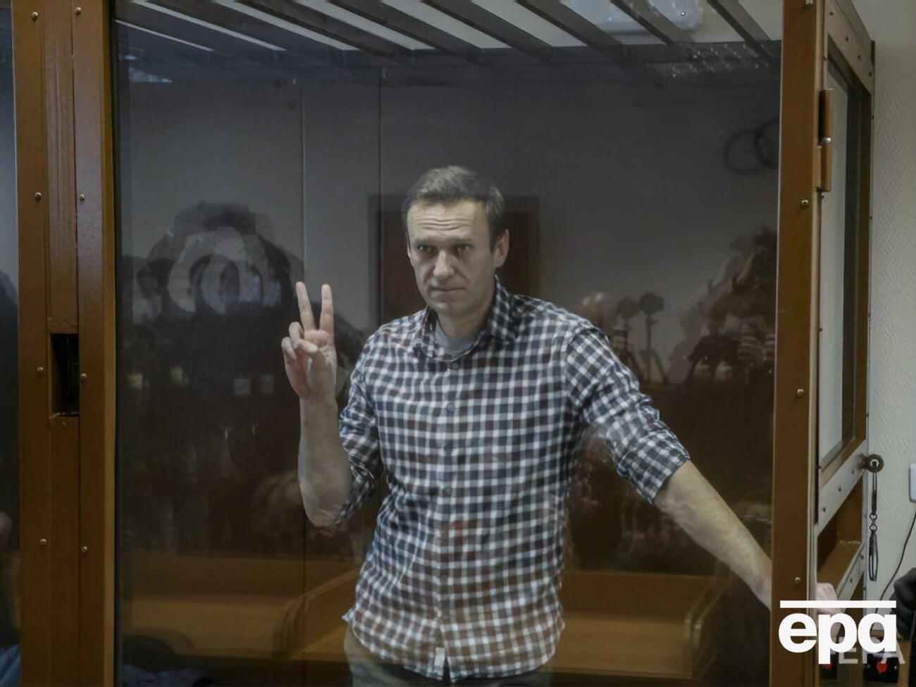 За словами адвокатки, Навальний втрачає чутливість ніг і рук