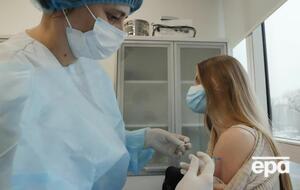 Наиболее частыми побочными эффектами после вакцинации от COVID-19 были общие расстройства