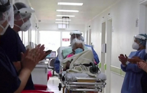 Уперше Ернандес заразилася коронавірусом у червні минулого року