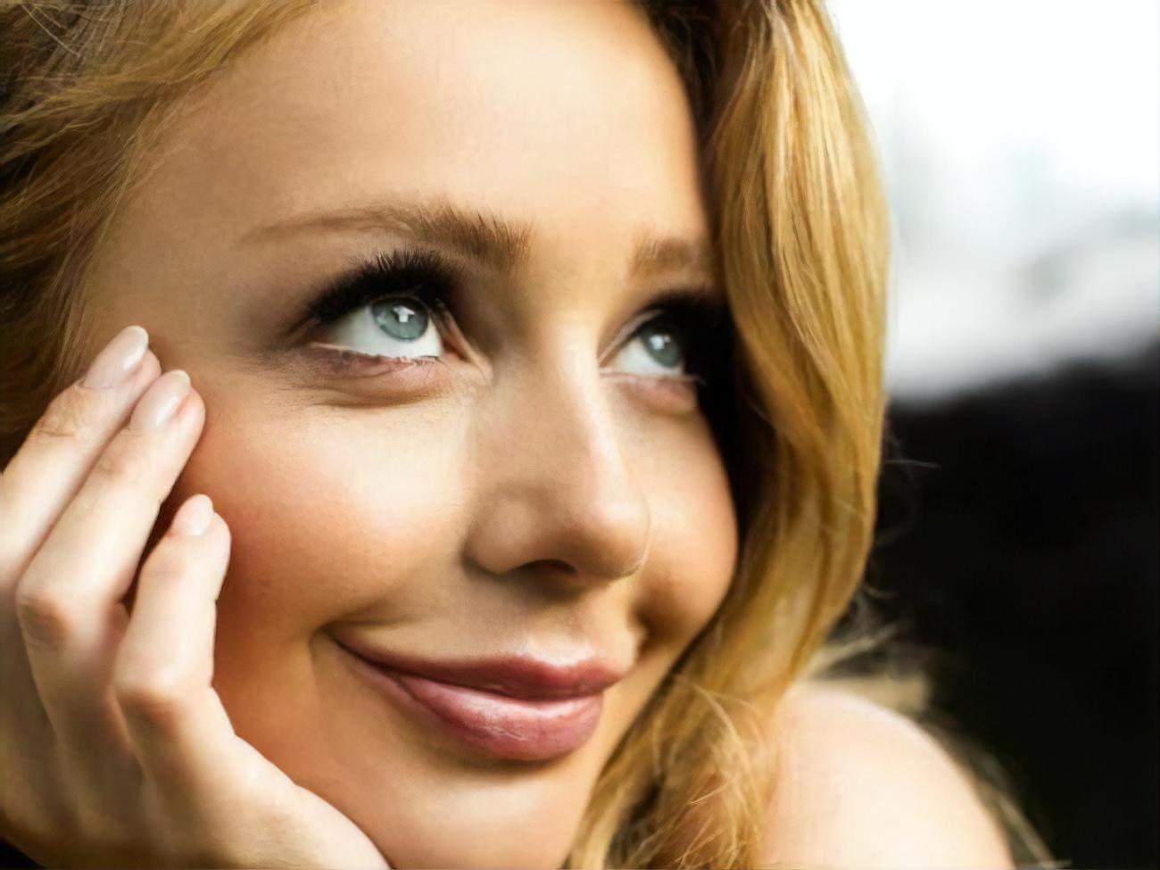 Тина Кароль является ведущей шоу "Липсинк Батл"