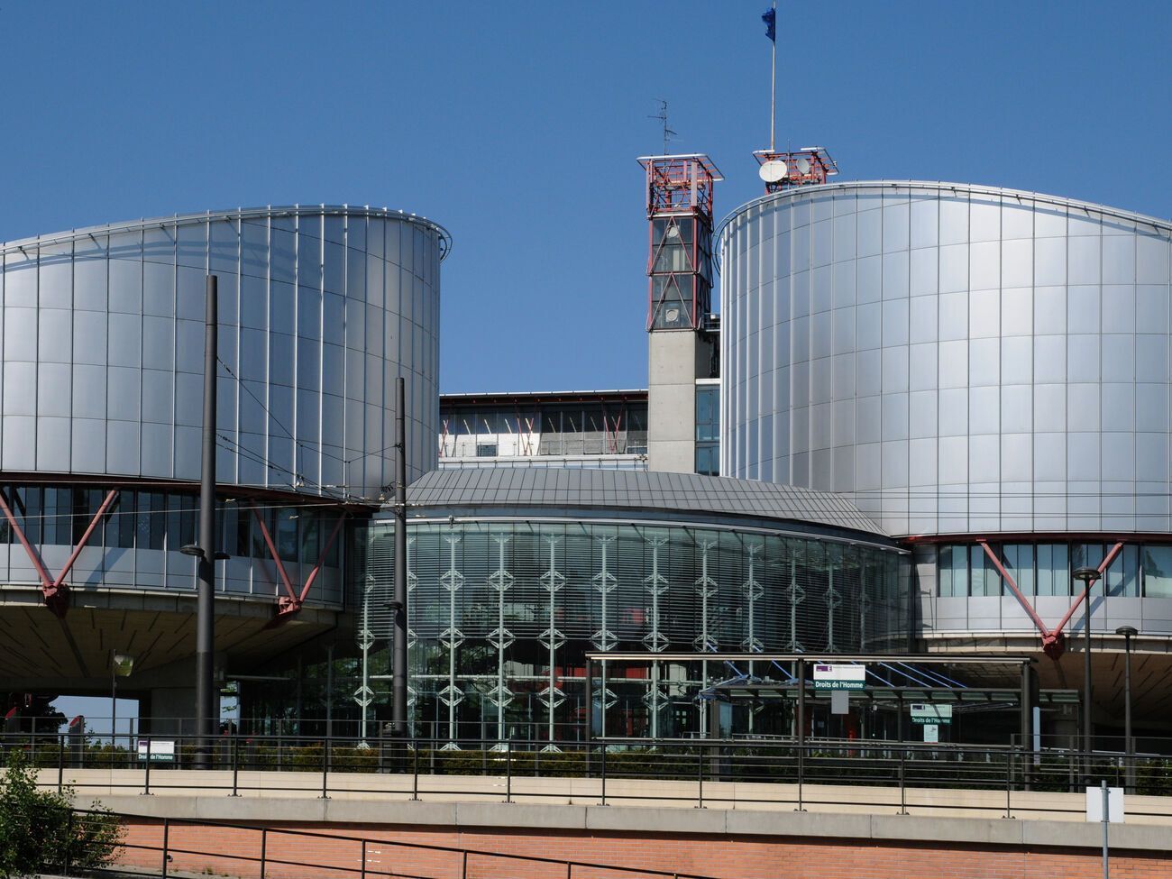 ЄСПЛ ухвалив рішення після розгляду скарги чеських сімей на примусові щеплення дітей