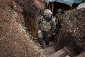 Зеленский пообщался с военными в зоне ООС