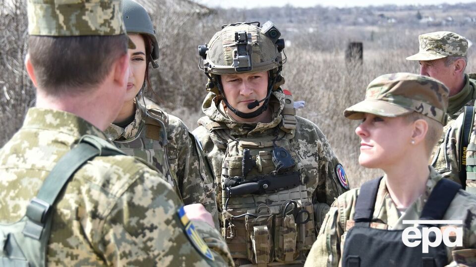 У делегації підкреслили, що уряд США глибоко стурбований ситуацією, яка формується навколо кордонів України