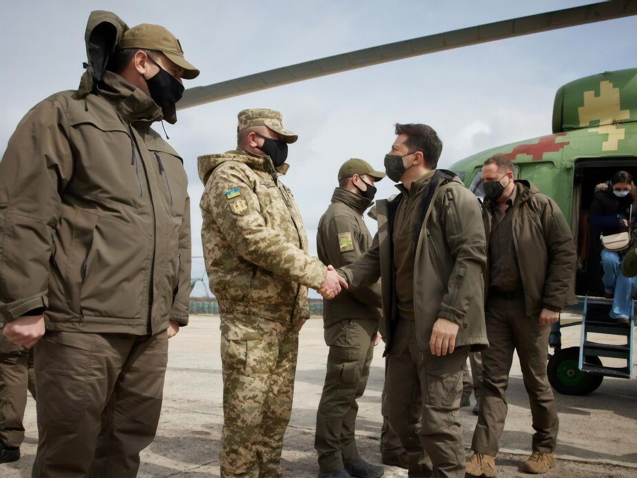Зеленський 8-го й 9 квітня був із візитом на Донбасі