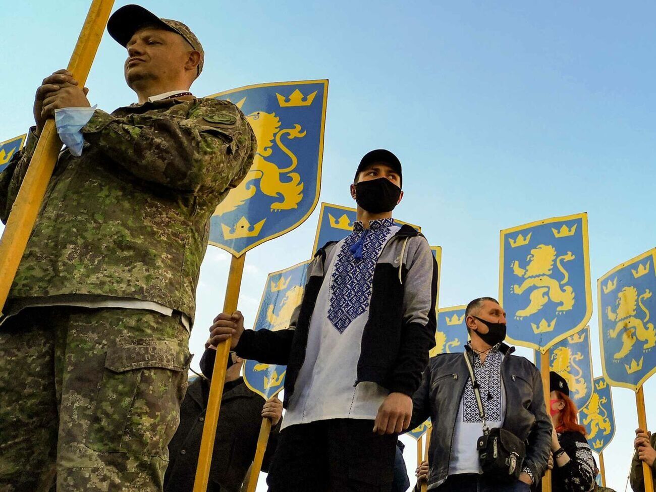 В центре Киева 28 апреля прошел марш в честь годовщины создания дивизии "Галичина"