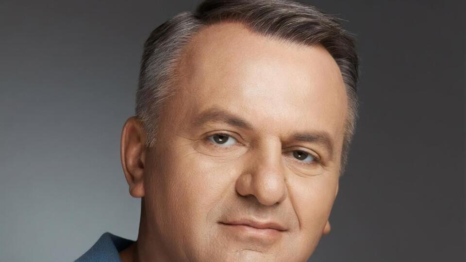 Олег Синютка: Людина платить останні свої гроші – і ці гроші відправляють у Росію. А Росія закуповує озброєння, відправляє його на Донбас і вбиває наших воїнів