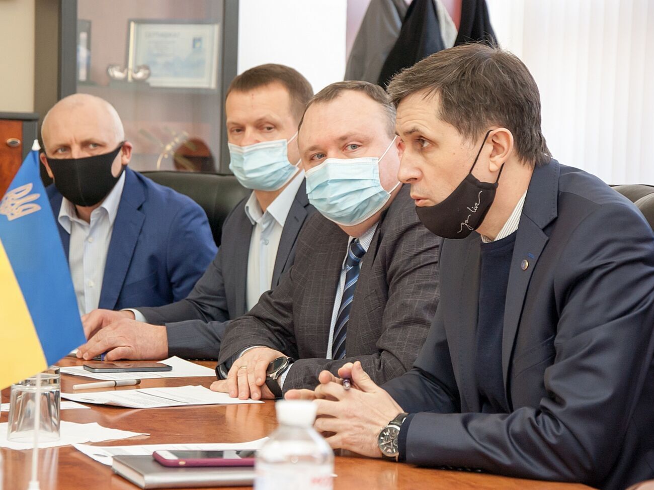 Тафтай (крайний справа) рассказал, что стоимость программы составляет не менее 15 млрд грн на пять лет