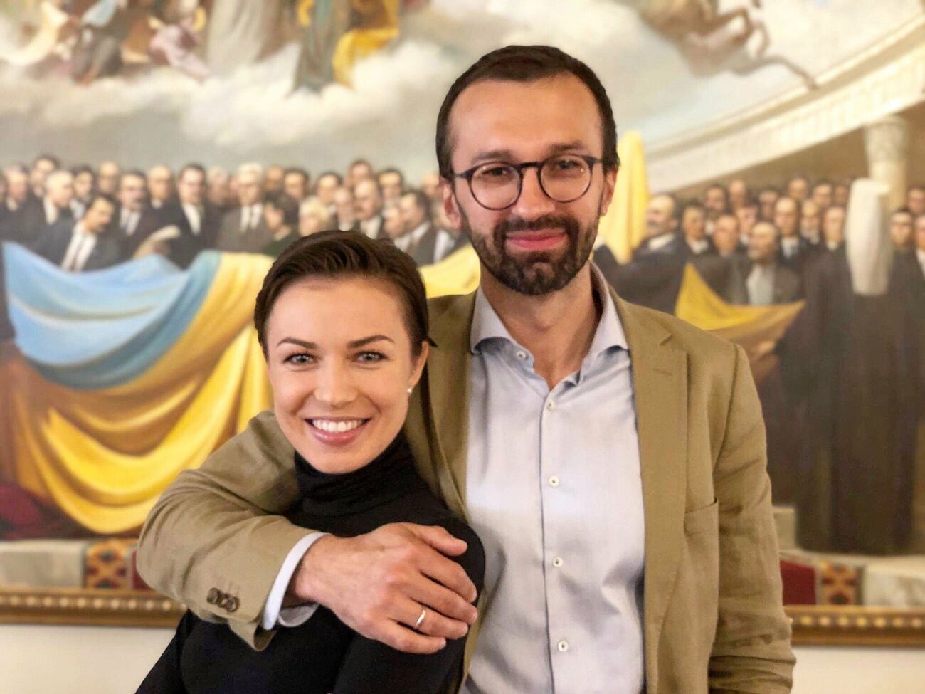 Лещенко с Топольской поженились в 2017 году