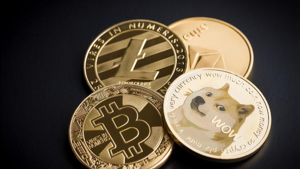 Криптовалюту Dogecoin создали в 2013 году, ее название отсылает к мему с собакой