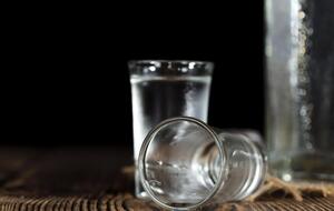 После употребления алкоголя ребенка нашли на улице