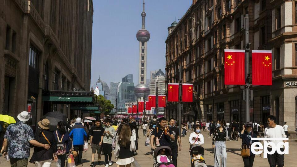 За останнє десятиліття населення континентальної частини Китаю зростає в середньому на 0,53% на рік