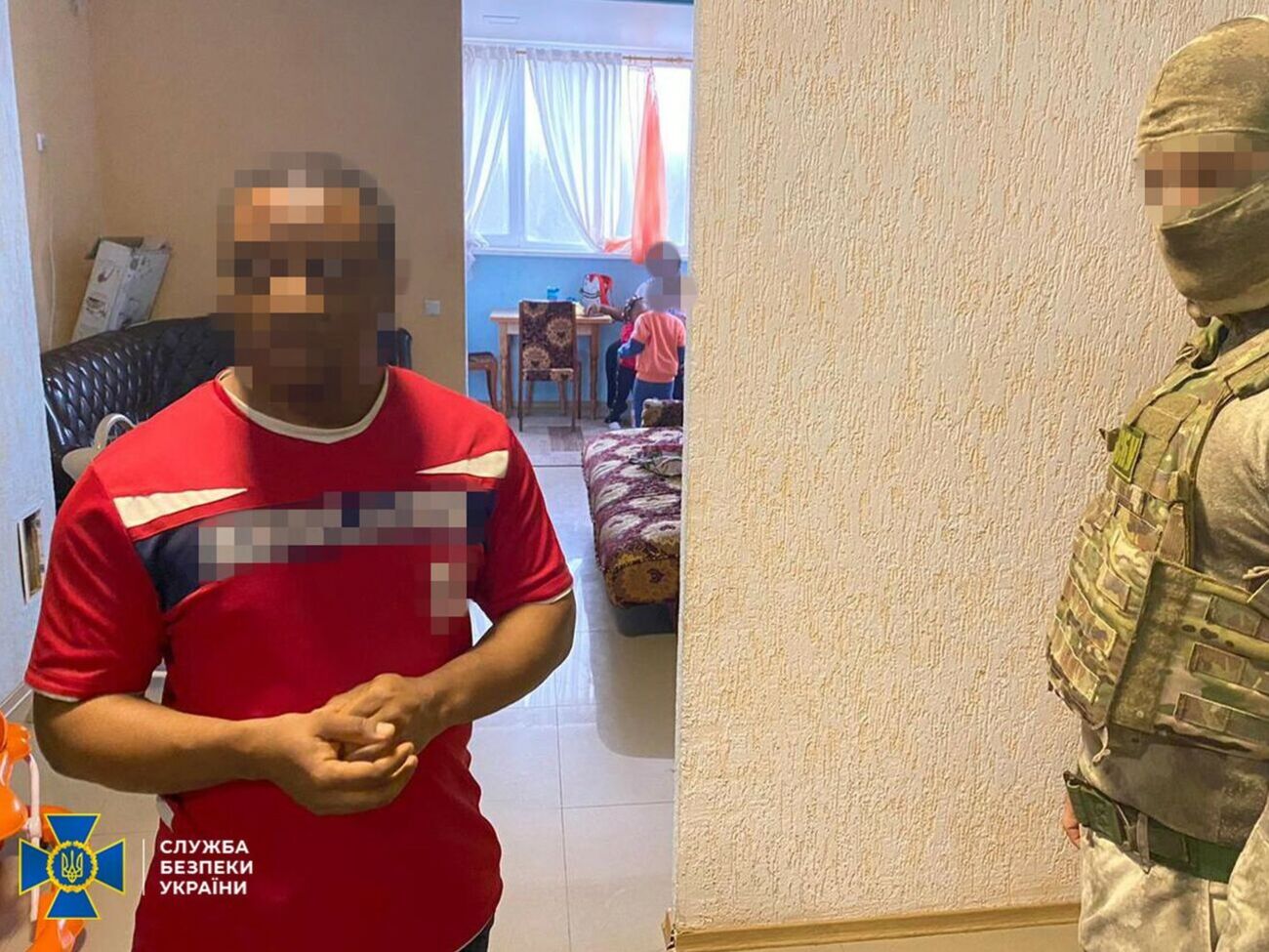 До складу злочинного угруповання входили громадяни України, РФ, Нігерії та Сьєрра-Леоне