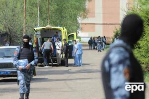 Унаслідок стрілянини загинуло семеро учнів і двоє дорослих