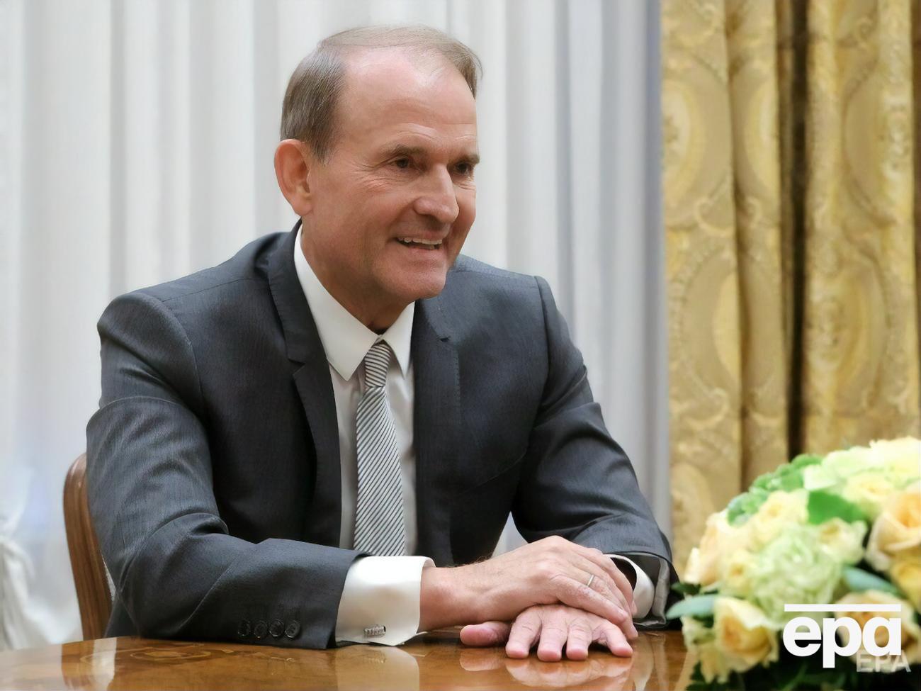 Медведчук считает происходящее "политической расправой"