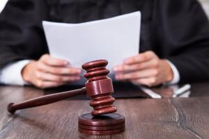 Суд ухвалив рішення звільнити ексголову Фонду від відповідальності у зв'язку із закінченням строків давності