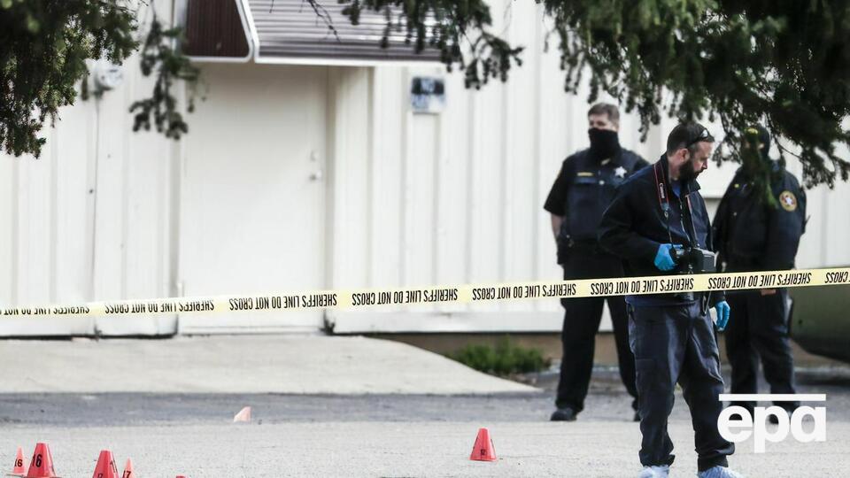 Преступник открыл огонь по взрослым и детям