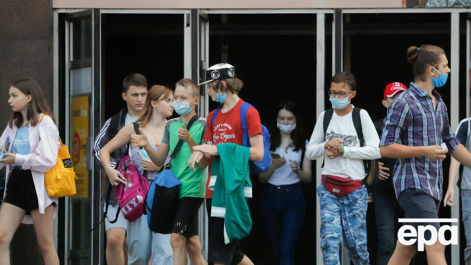 Українці стали вище оцінювати напрямок руху країни