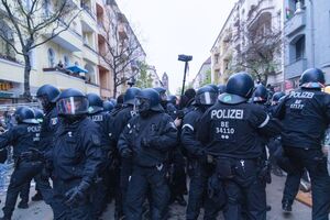 Правоохранители задержали в общей сложности 15 подозреваемых