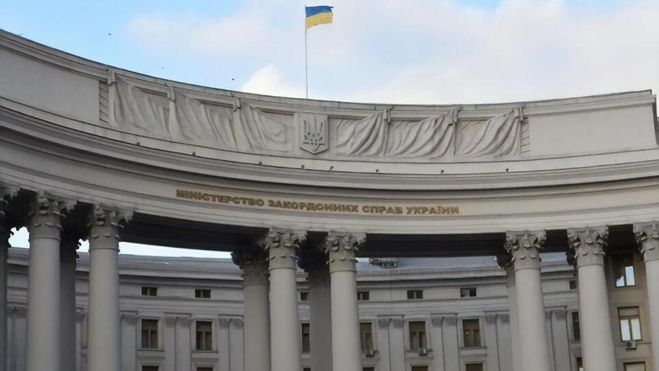 МЗС закликає громадян України в ОРДЛО не брати участі у "протиправних російських плебісцитах"