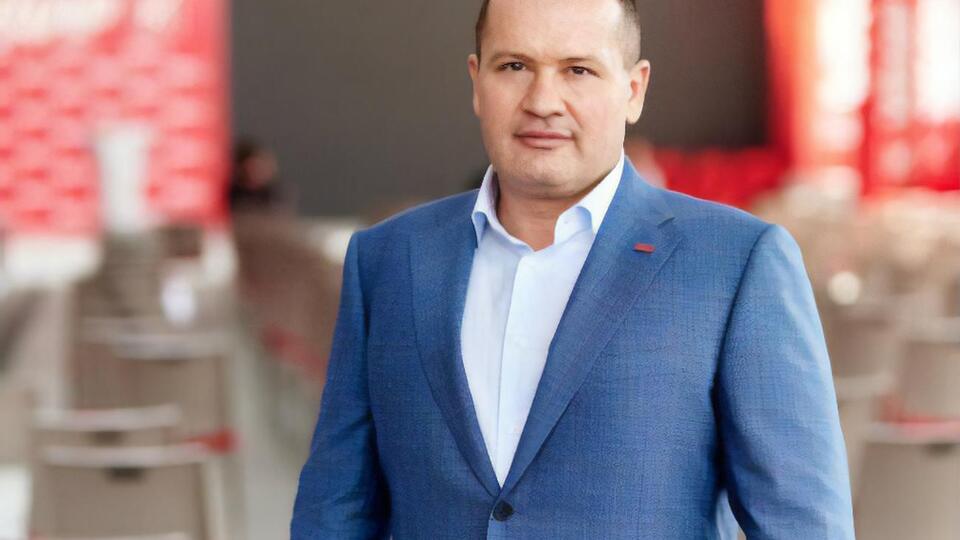 Артур Палатный: Команда пошла с Банковой. Там сидят главные сценаристы этого дешевого кино