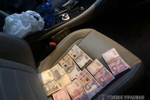 Під час обшуків правоохоронці знайшли 600 тис. грн