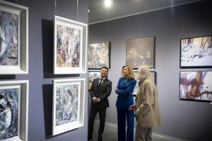 Зеленские посетили выставку Марчука