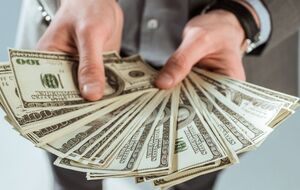 НБУ назвал самую популярную среди фальшивомонетчиков иностранную банкноту